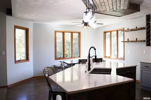 Kitchen - 7706 W Brandon Ct, Mapleton, IL 61547 photo 7 of 9