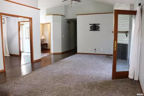 Living - 7706 W Brandon Ct, Mapleton, IL 61547 photo 3 of 3