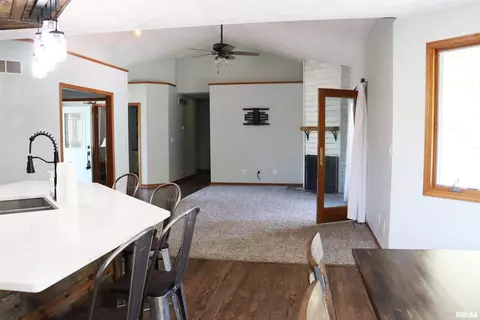 Living - 7706 W Brandon Ct, Mapleton, IL 61547 photo 1 of 3
