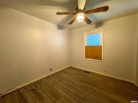 1002 E Gift Ave, Peoria, IL 61603 photo 19