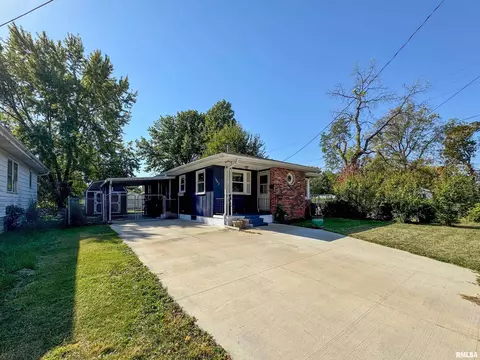 1002 E Gift Ave, Peoria, IL 61603 photo 3