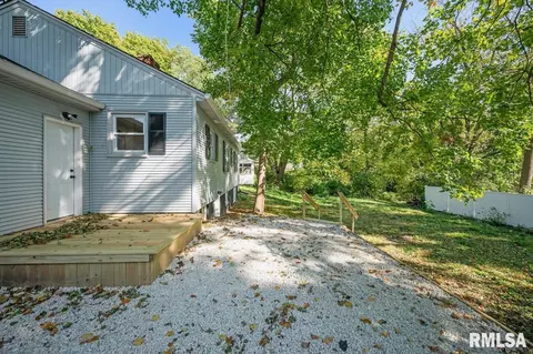620 Spring St, Washington, IL 61571 photo 26