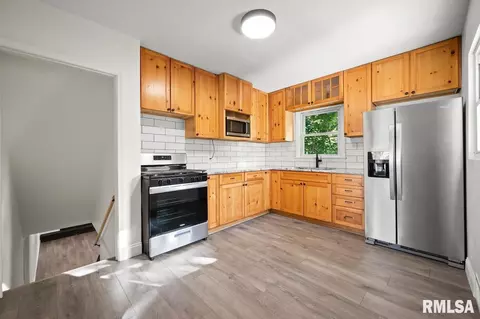 620 Spring St, Washington, IL 61571 photo 6