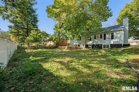 620 Spring St, Washington, IL 61571 photo 28