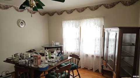 416 E Polk St, Cuba, IL 61427 photo 7