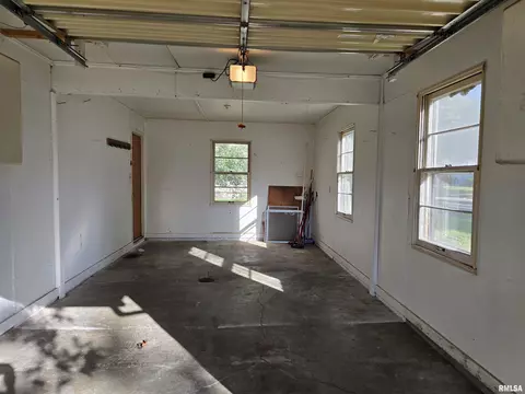 Other - 285 Iris Ct, Canton, IL 61520 photo 11 of 11