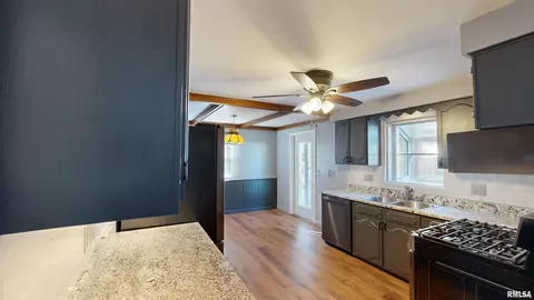 704 Devonshire Rd, Washington, IL 61571 photo 19