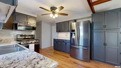 704 Devonshire Rd, Washington, IL 61571 photo 17