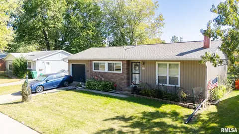 804 Lasalle Blvd, Marquette Heights, IL 61554
