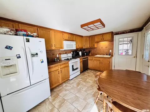 16473 Emperor Rd, Macomb, IL 61455 photo 11