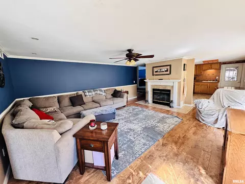 16473 Emperor Rd, Macomb, IL 61455 photo 6