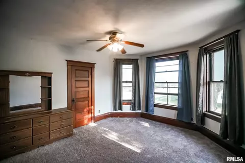 Bedroom - 601 Edward St, Henry, IL 61537 photo 8 of 14