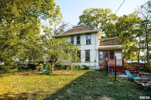 Exterior - 601 Edward St, Henry, IL 61537 photo 17 of 20