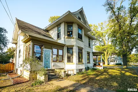 Exterior - 601 Edward St, Henry, IL 61537 photo 18 of 20