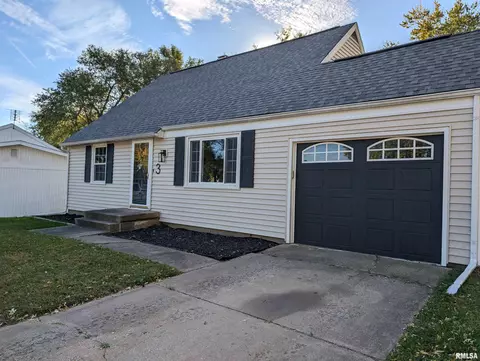 3 Briarcliff Ct, Pekin, IL 61554 photo 5