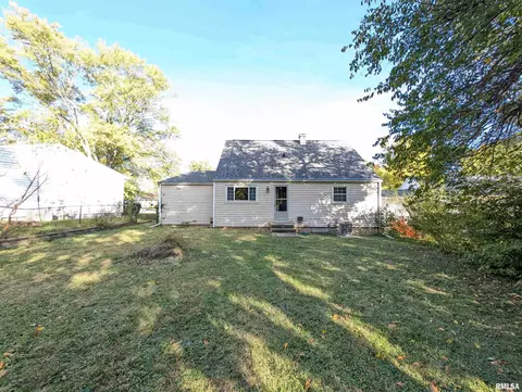 3 Briarcliff Ct, Pekin, IL 61554 photo 33