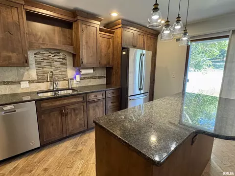 65 N Yorktown Rd, Macomb, IL 61455 photo 16
