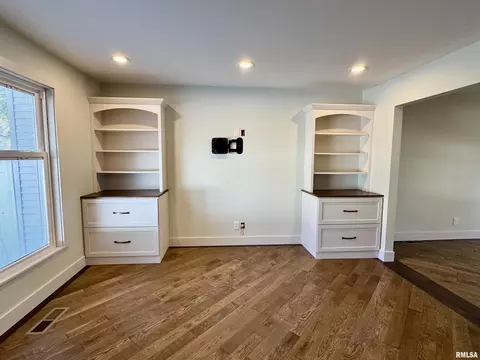 65 N Yorktown Rd, Macomb, IL 61455 photo 9