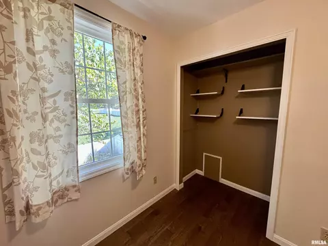 65 N Yorktown Rd, Macomb, IL 61455 photo 37
