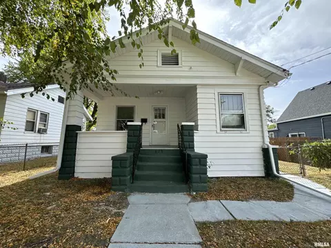 624 E Virginia Ave, Peoria, IL 61603