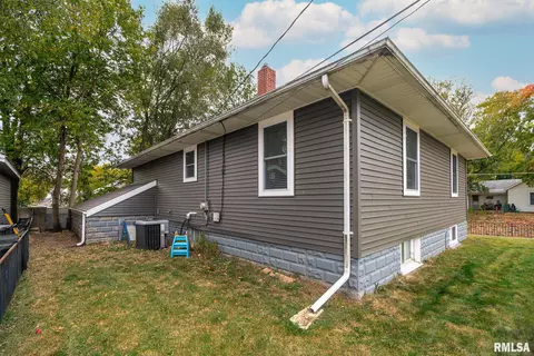 1500 S 5th St, Pekin, IL 61554 photo 59