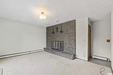 9227 S Terry Rd, Mapleton, IL 61547 photo 13