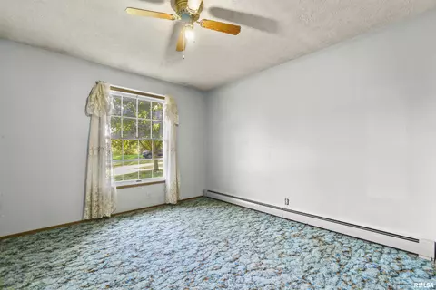 9227 S Terry Rd, Mapleton, IL 61547 photo 17
