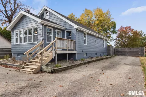 6309 N Sheridan Rd, Peoria, IL 61614