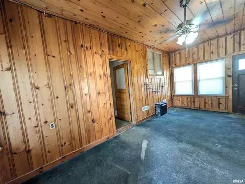 501 E 7th St, Delavan, IL 61734 photo 31