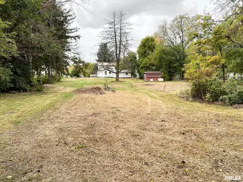111 N Creamery, Eureka, IL 61530 photo 9
