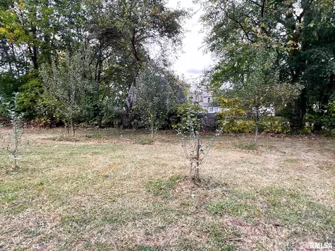 111 N Creamery, Eureka, IL 61530 photo 11