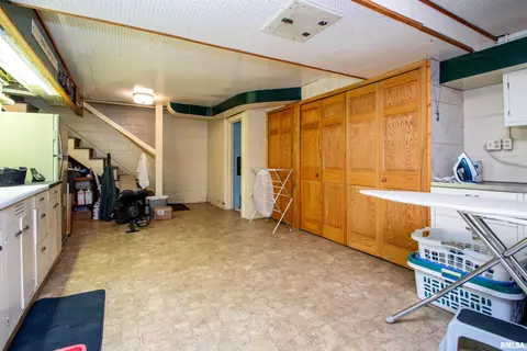Other - 201 N Kickapoo Ter, Peoria, IL 61604 photo 10 of 12