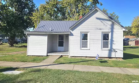 564 N 7th Ave, Canton, IL 61520 photo 1