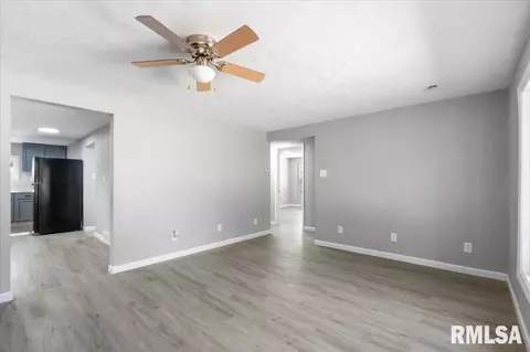 810 9th Ave, Silvis, IL 61282 photo 9
