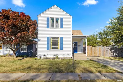 1009 E Sciota Ave, Peoria Heights, IL 61616