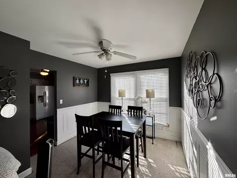 30 S Yorktown Rd, Macomb, IL 61455 photo 6