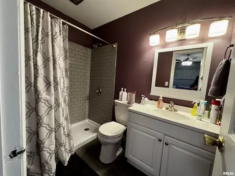 30 S Yorktown Rd, Macomb, IL 61455 photo 14