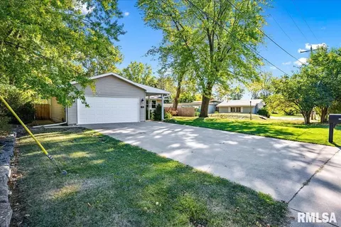 130 E High Point Rd, Peoria, IL 61614 photo 16
