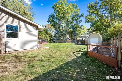 130 E High Point Rd, Peoria, IL 61614 photo 19