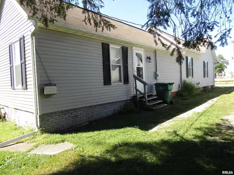 621 E Main St, Ipava, IL 61441 photo 21