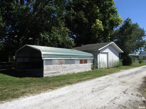 621 E Main St, Ipava, IL 61441 photo 13