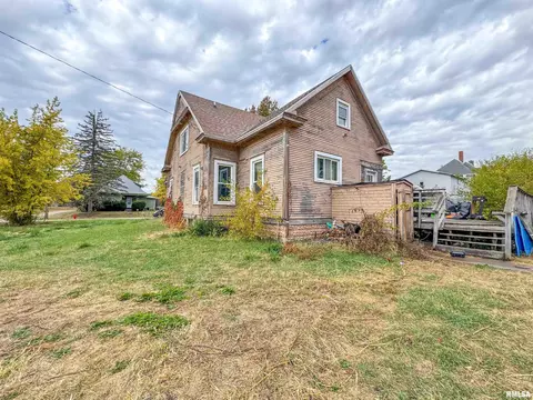111 S Madison St, Lowpoint, IL 61545 photo 22