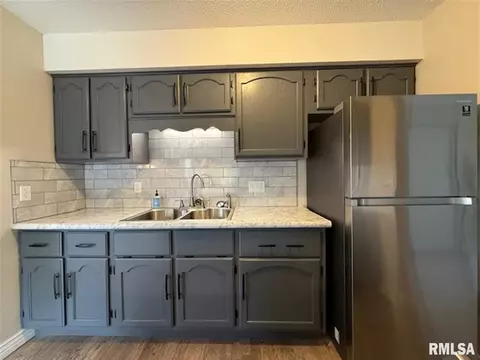 966 S Garfield St, Macomb, IL 61455 photo 7