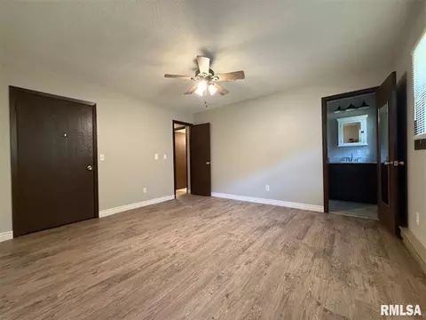 966 S Garfield St, Macomb, IL 61455 photo 13