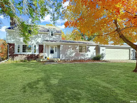16156 Severns Ln, Mackinaw, IL 61755