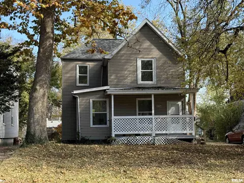 1714 N Broadway St, Peoria, IL 61603