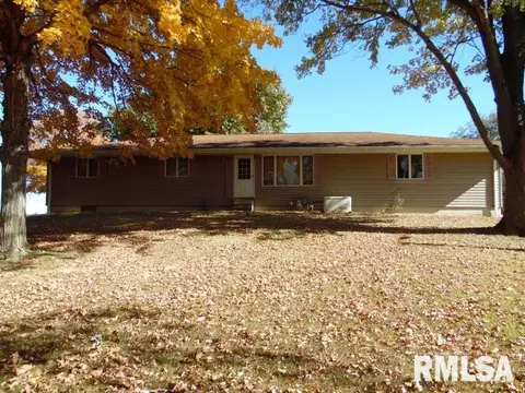 14965 N Prichard Rd, Lewistown, IL 61542