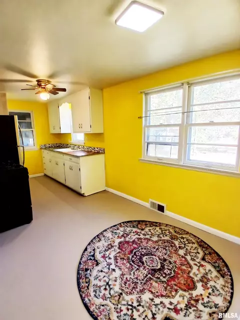 324 Cherry Ln, Washington, IL 61571 photo 11