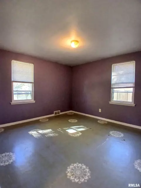 324 Cherry Ln, Washington, IL 61571 photo 24