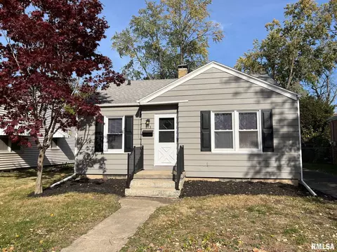 813 E Willcox Ave, Peoria, IL 61603 photo 3